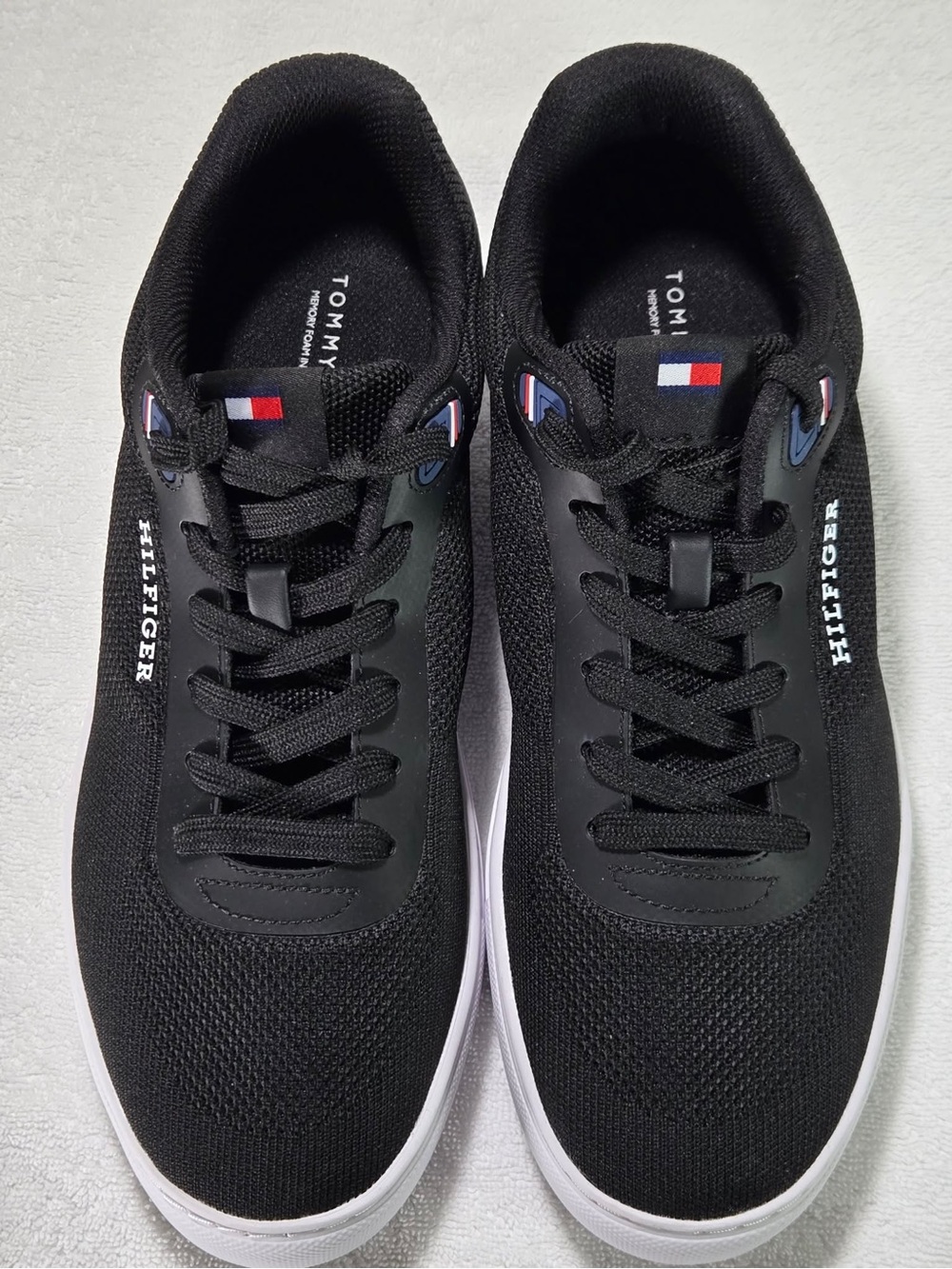 New Without Tags Tommy Hilfiger Black and White Athletic Sneakers 9.5